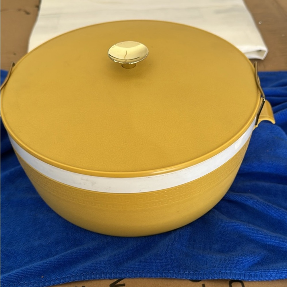 Olympian Thermoware Casserole Dish